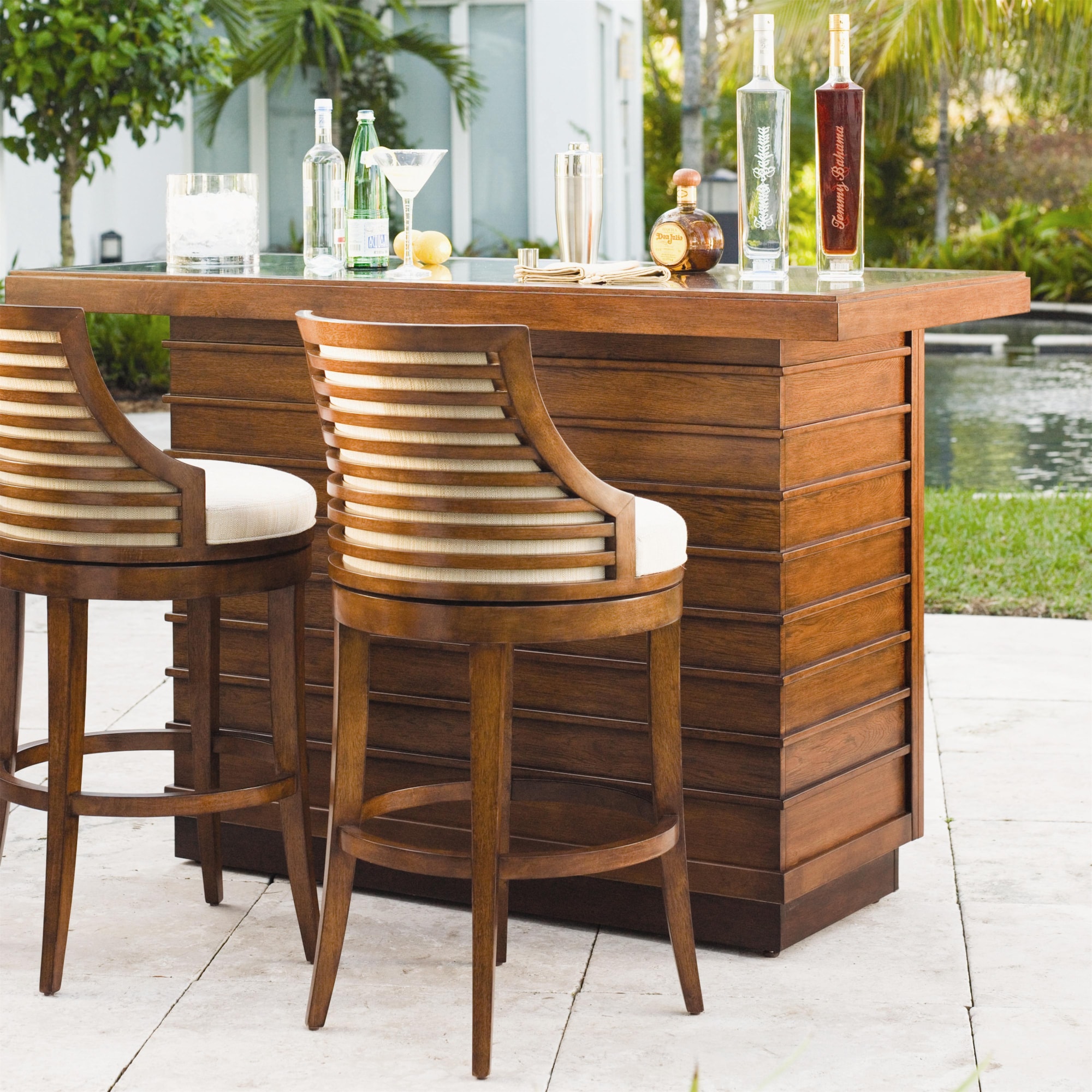 Tommy Bahama Home Ocean Club 810199427 Quick Ship 30" Cabana Swivel Bar